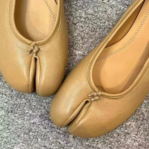 NWOT Maison Margiela Tabi Ballet Flats - Picture 2 of 3